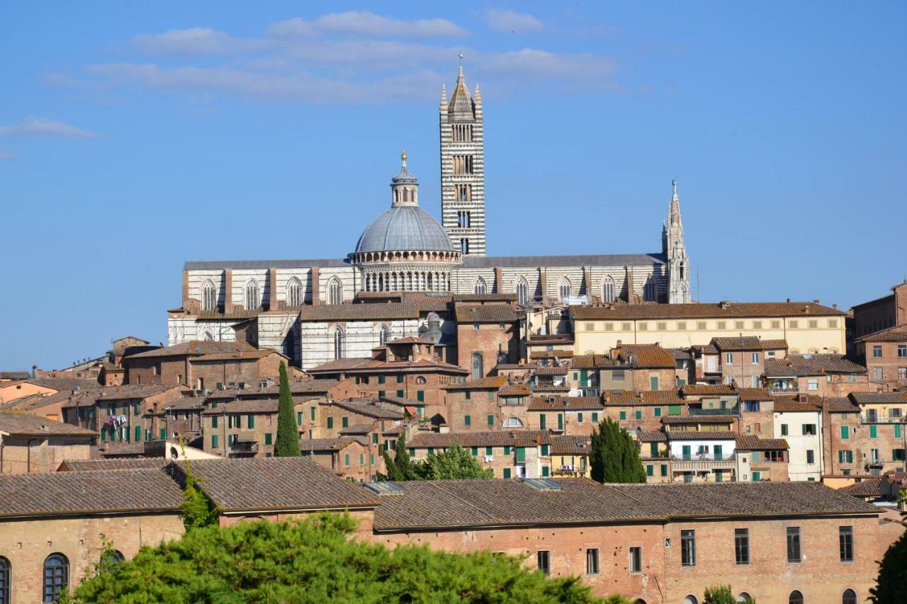 Elegante Luminoso Attico Centralissimo Siena Bagian luar foto